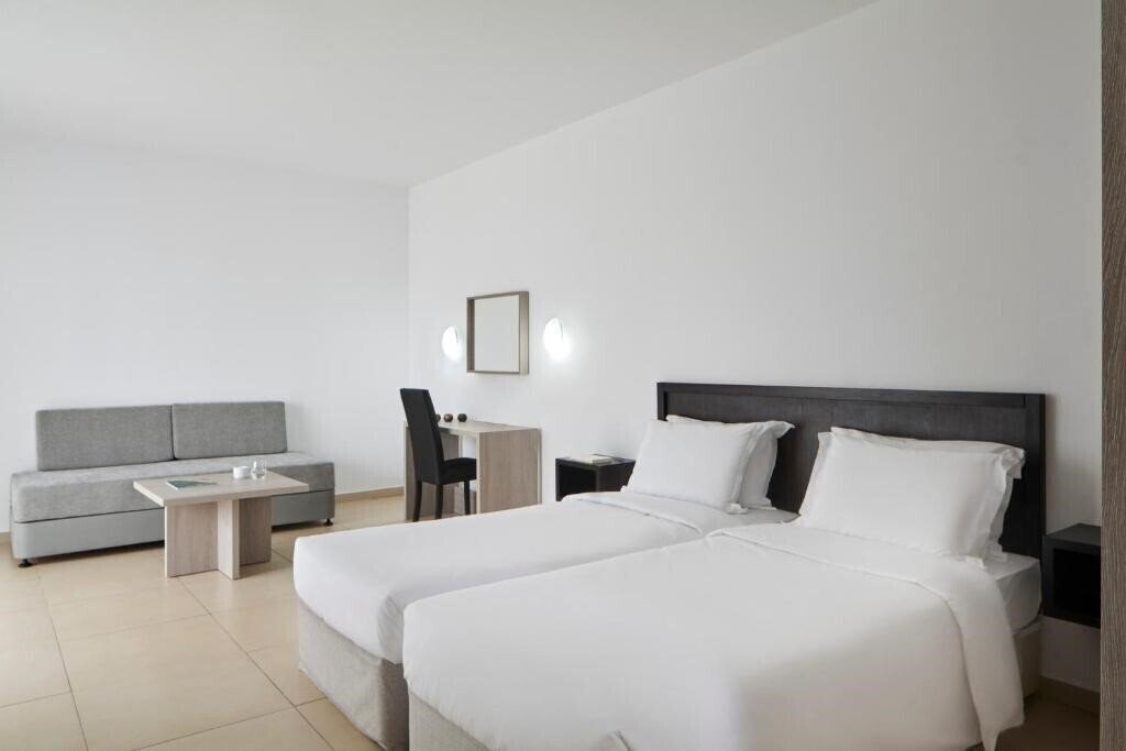 Фотография Calisto Holiday Village 4*