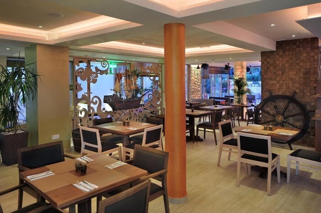 Зображення Nelia Gardens 3*