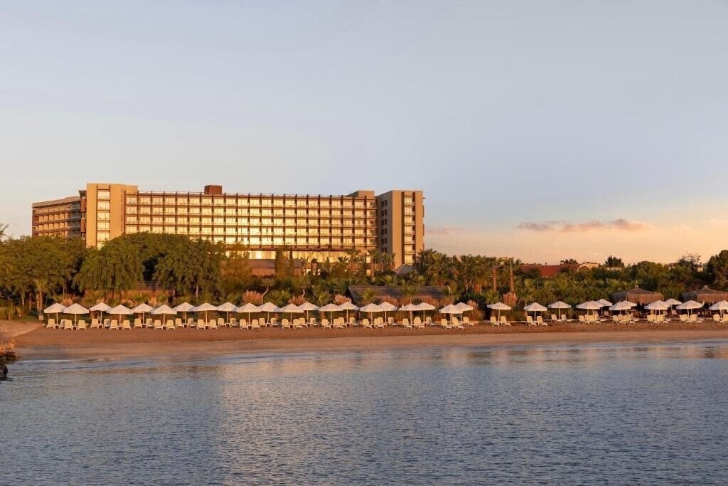 Отель Concorde Resort & Casino Hotel 5*