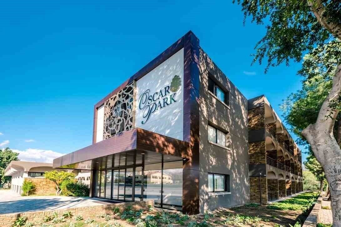 Отель Oscar Park 3*