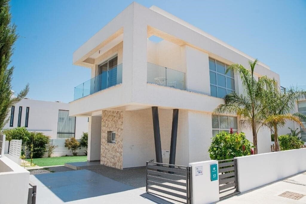 Фото Villa Levanda 3*