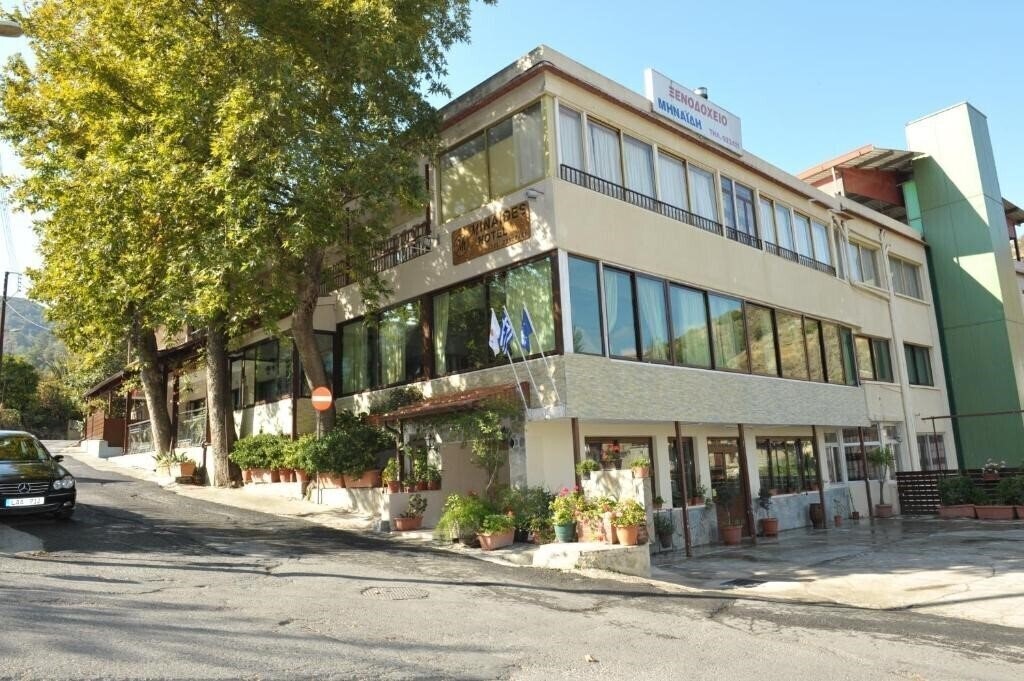 Отель Minaides Hotel 1*