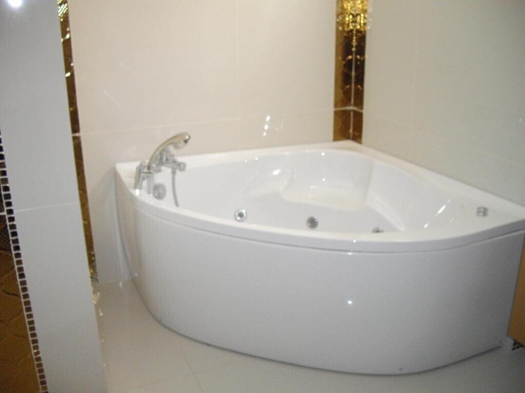 Фотография Crystal Hotel 3*