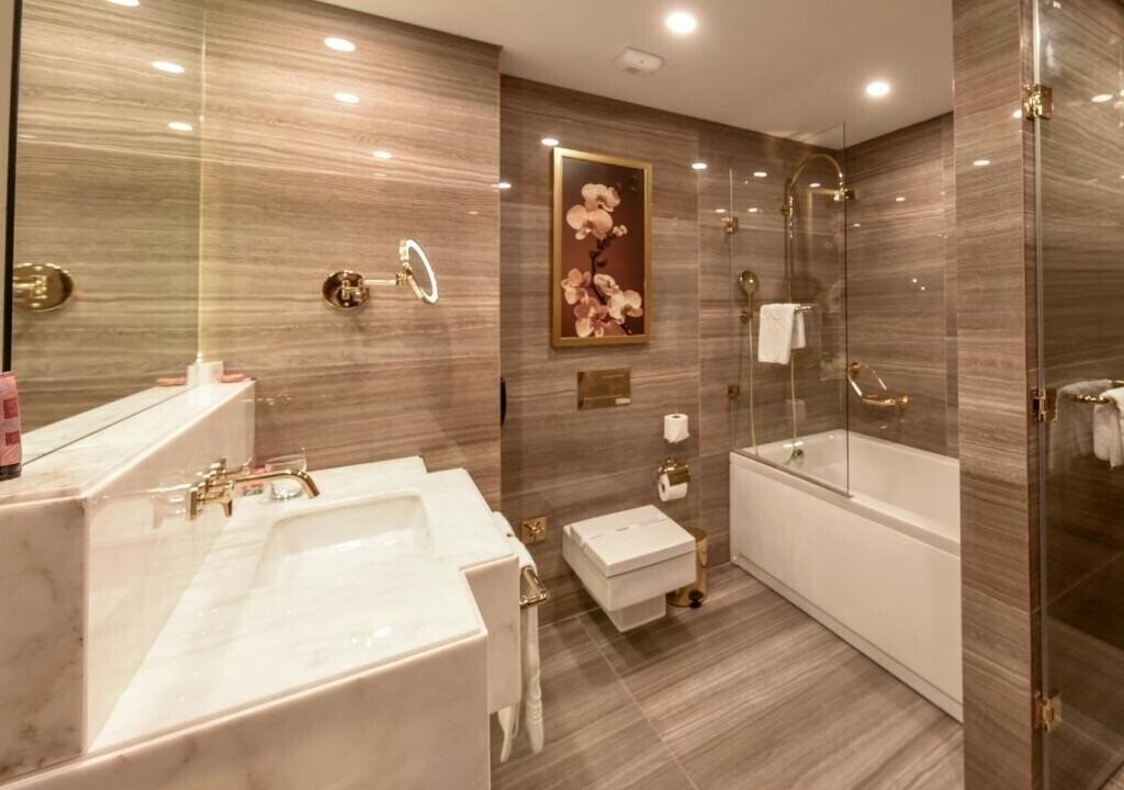 Фотографія Rocks Hotel 5*