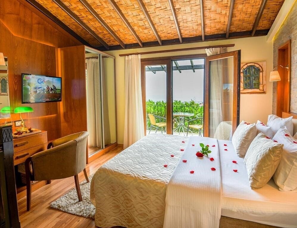 Зображення Bellapais Gardens 3*