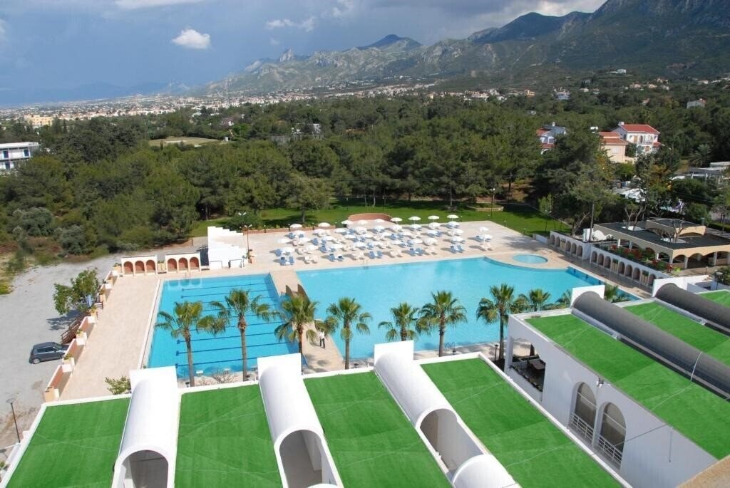 Фото Uptown Buyuk Anadolu Girne 3*