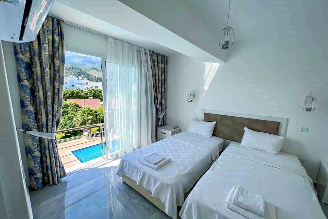 Картинка Rose Gardens Holiday Village 3*