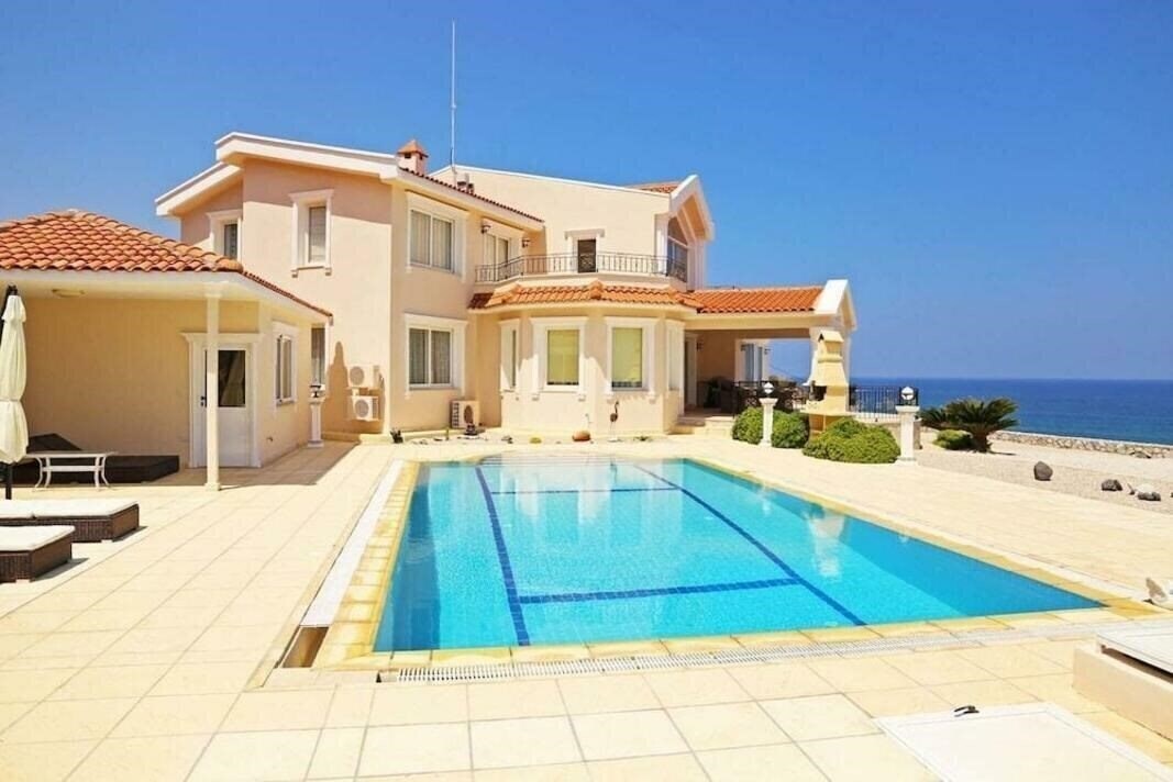 Готель Villa Panoroma By Amy Villas 4*