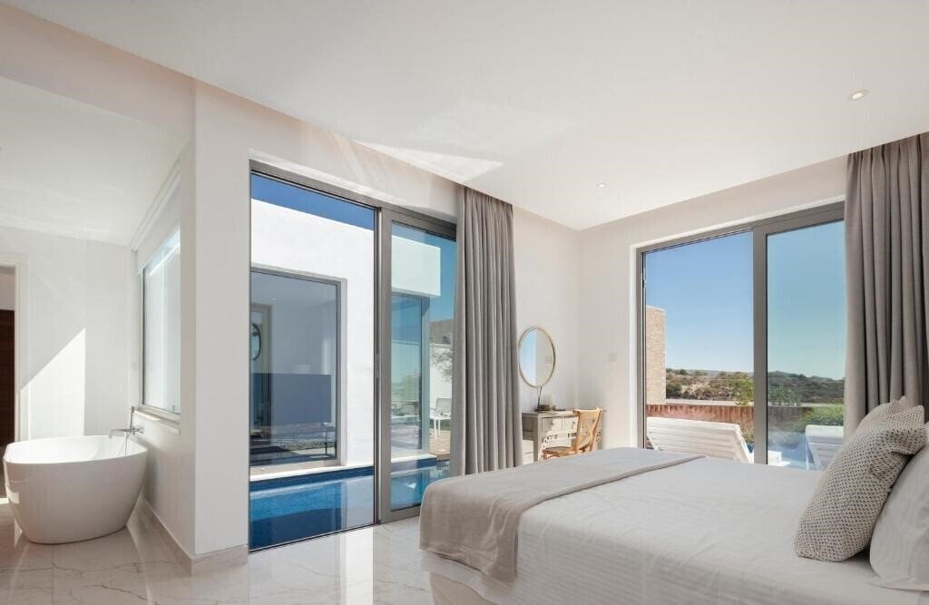 Фото White Pearl Hotel 3*