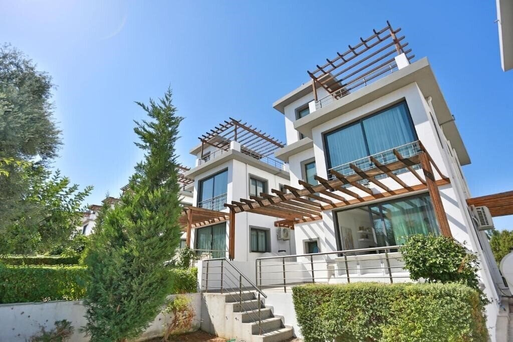 Фото Paradise Villa 3*