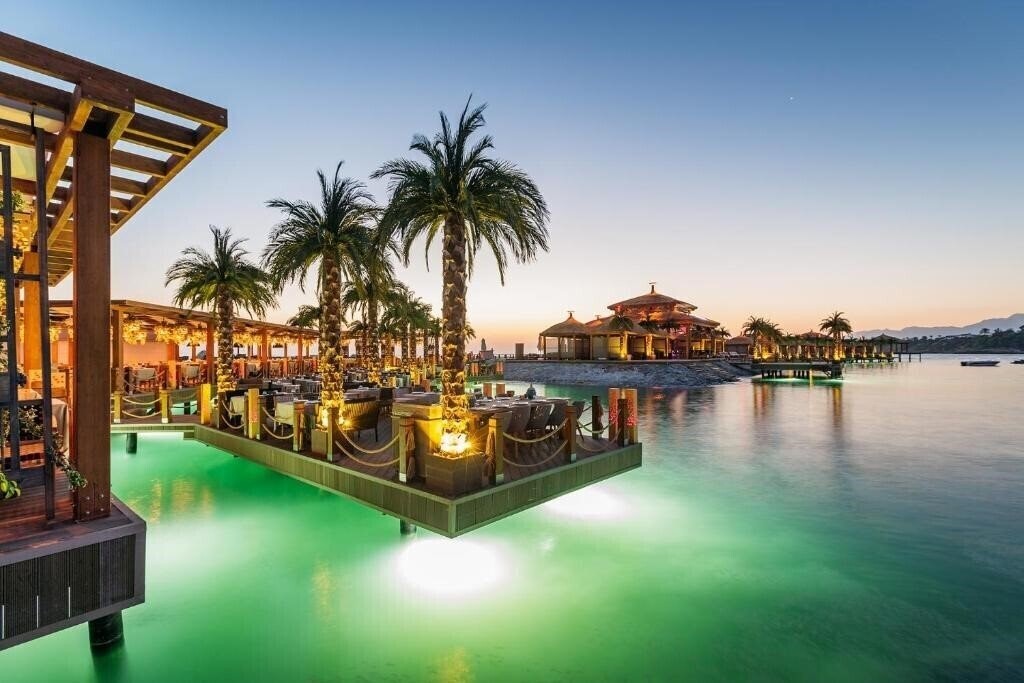 Изображение Cratos Premium Hotel & Casino & SPA 5*