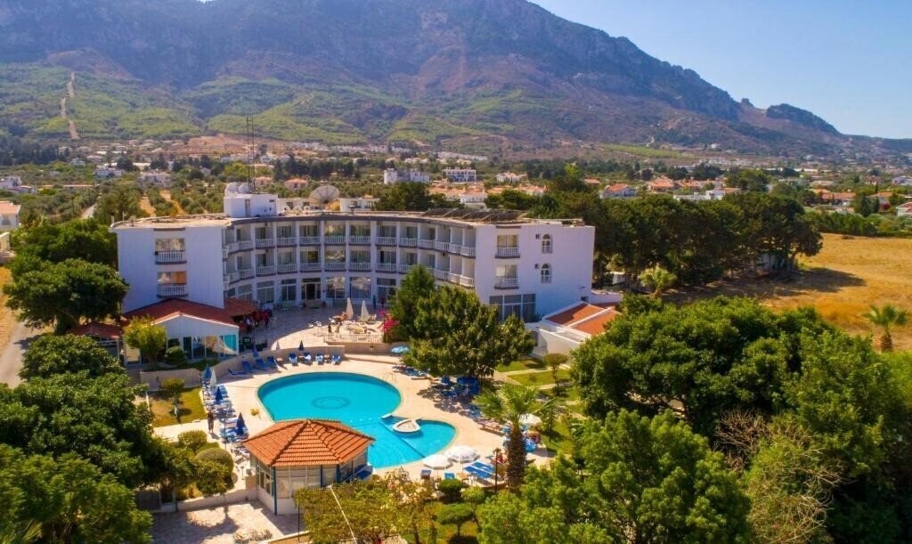 Готель Hotel Sempati 3*