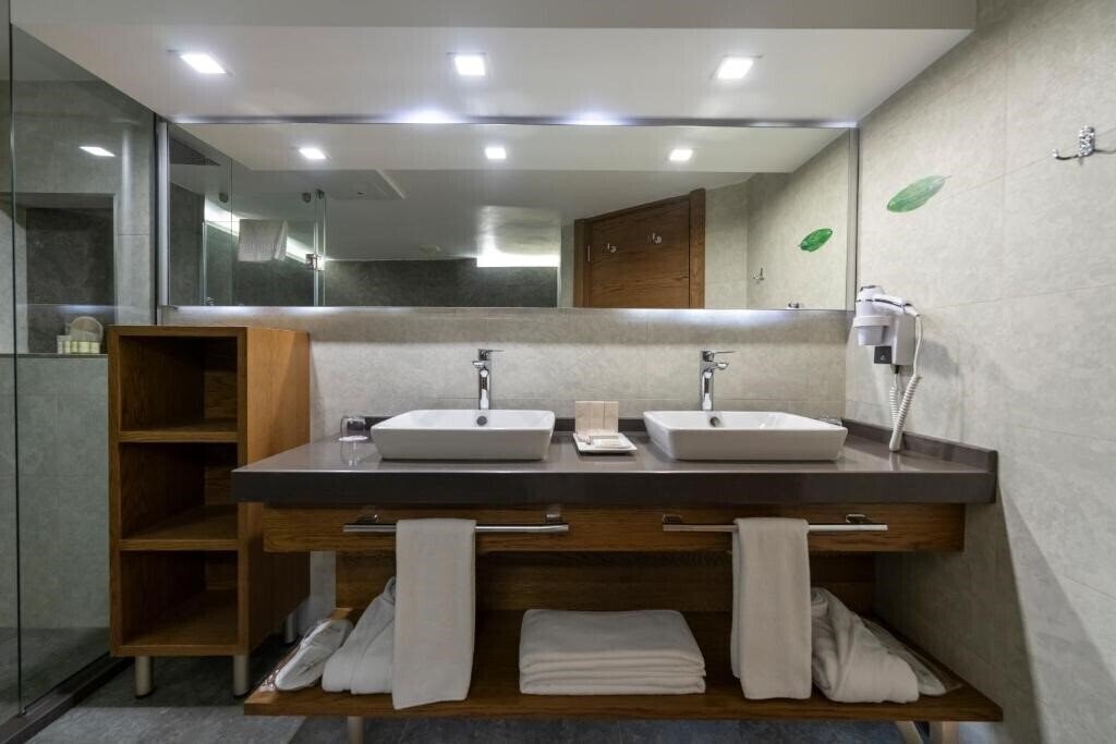 Фотография Salamis Bay Conti (Famagusta) 5*