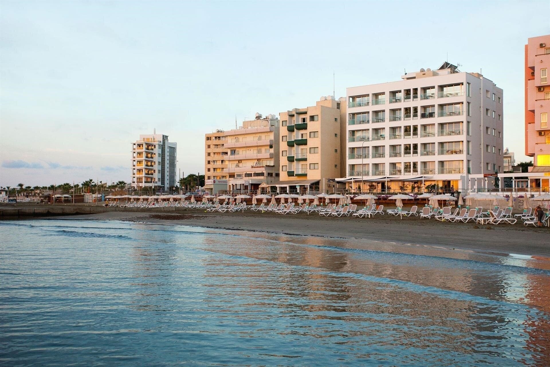 Отель Constantiana Beach Tourist 3*