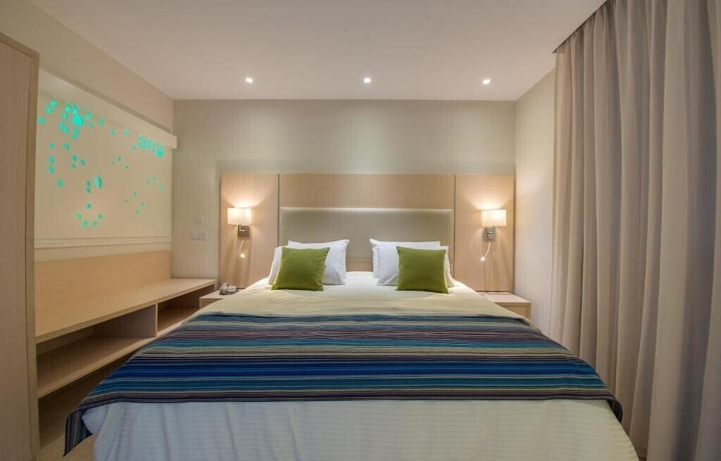 Фотографія Myro-Androu Hotel Apartments апартаменты