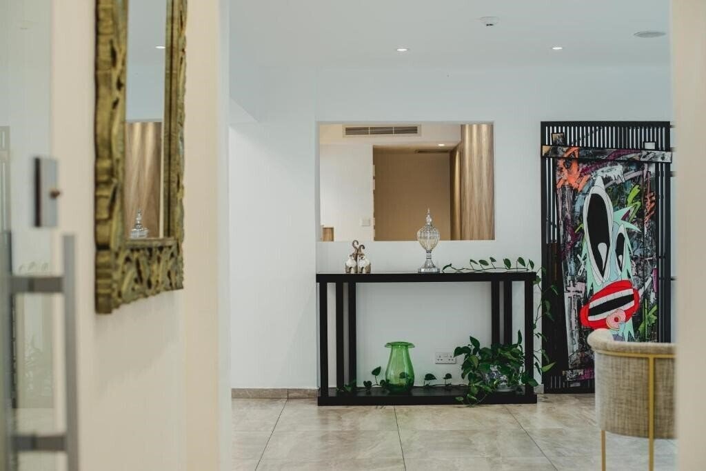 Фото Roseum Boutique Hotel 3*