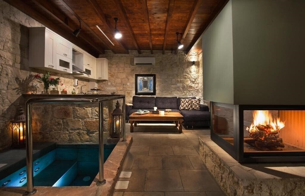 Отель Oinoessa Traditional Boutique Houses 3*