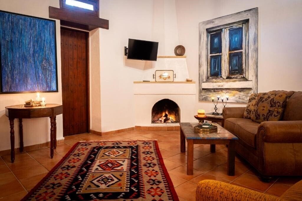 Изображение Oinoessa Traditional Boutique Houses 3*