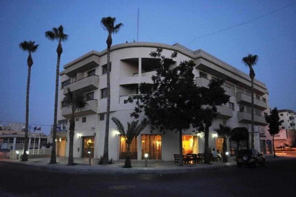 Готель Elysso Hotel 2*