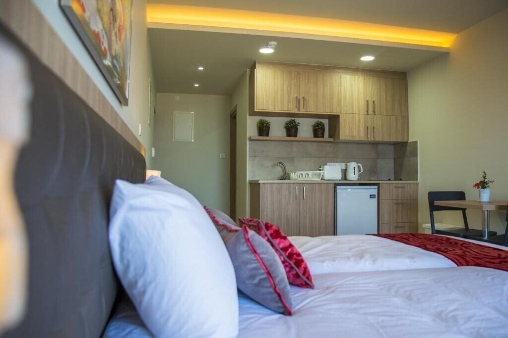 Фотографія Zodiac Hotel Apartments 3*