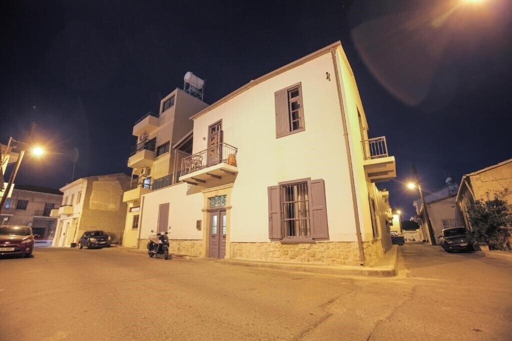 Отель St. Lazaros Studios 3*