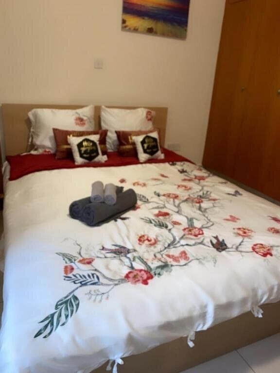 Картинка Larnaca Beach Apartment 3*