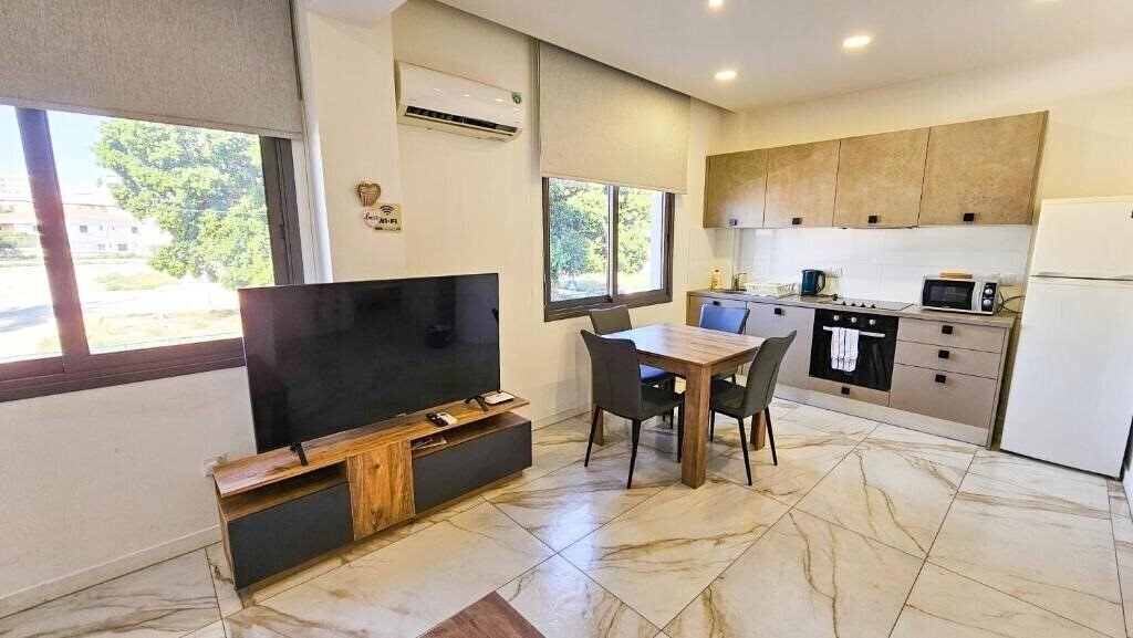 Отель Mimis Sunny Beach Apartment 3*