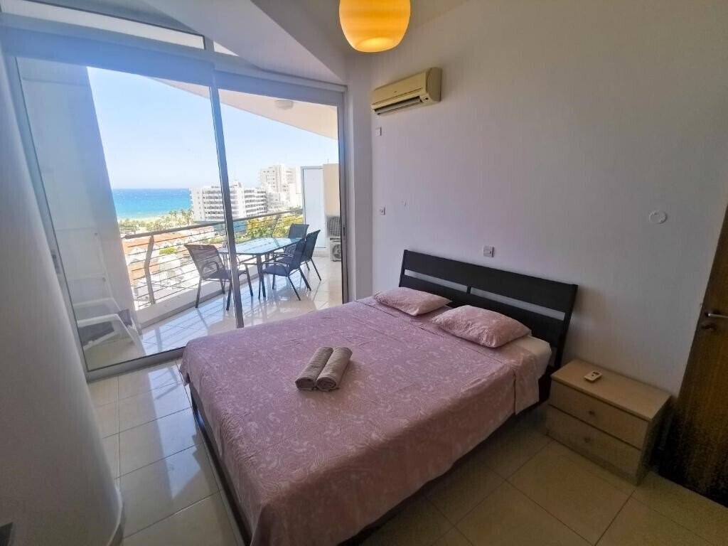 Фото Paradise Palms Seaview Apartment 3*