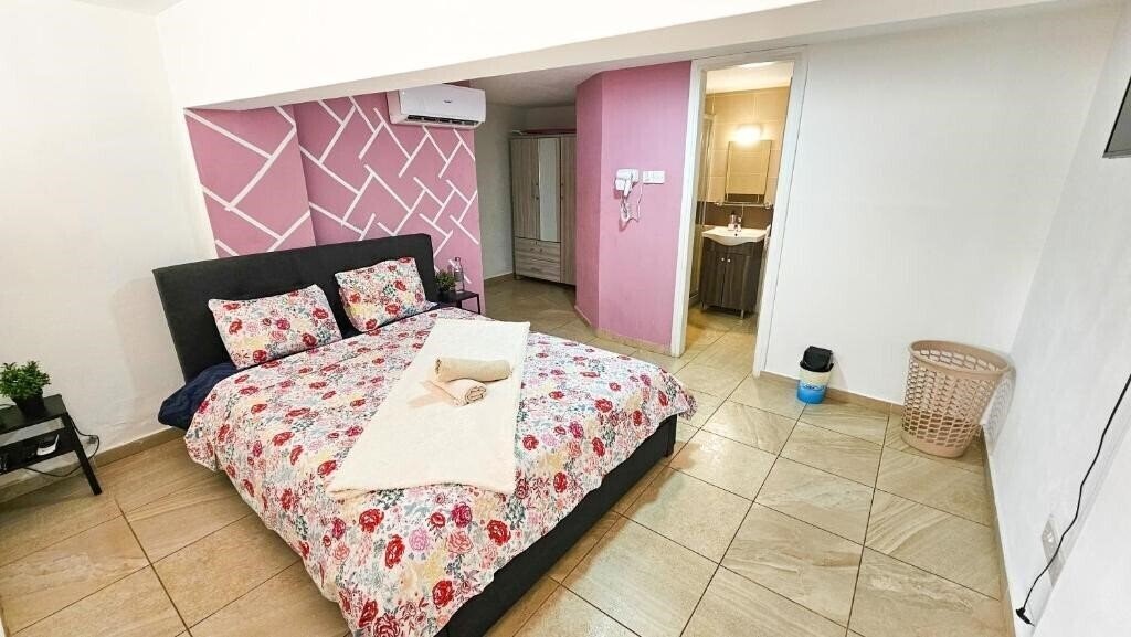 Фотографія Duplex Comfort Apartments 3*