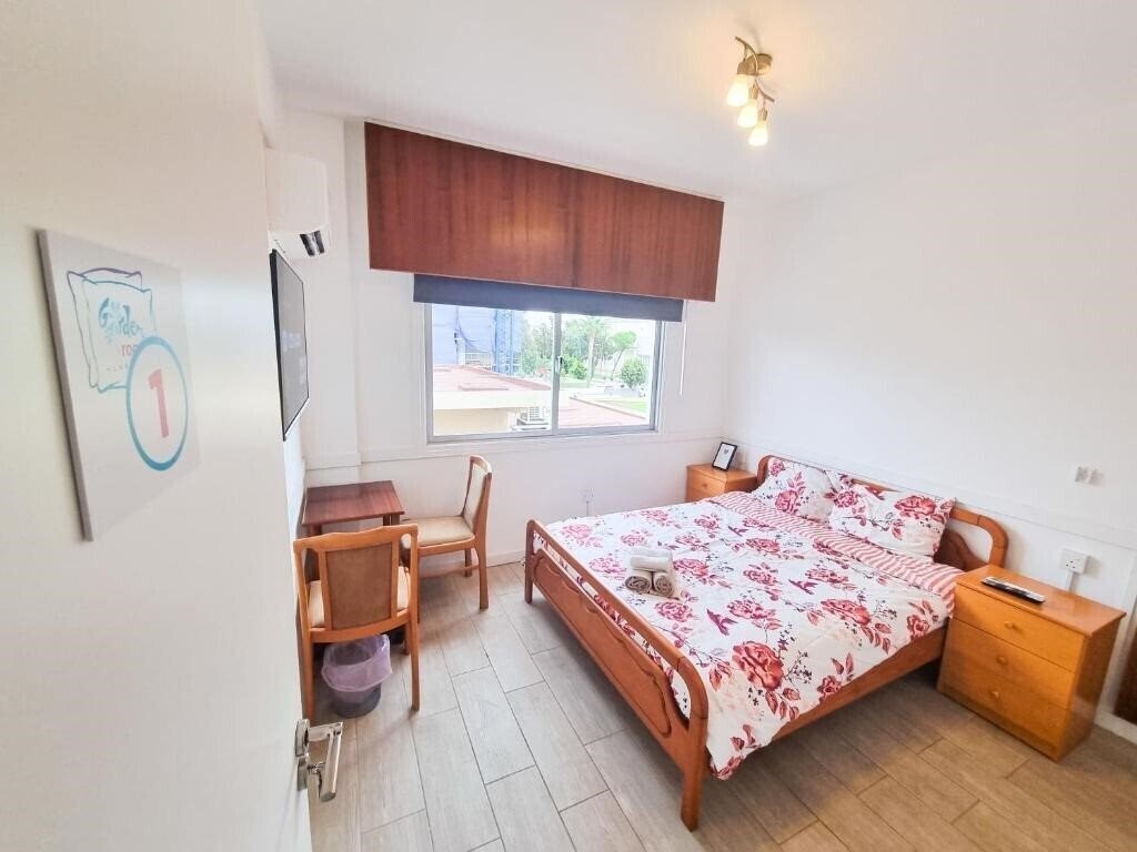 Фото Larnaca Garden Rooms 3*