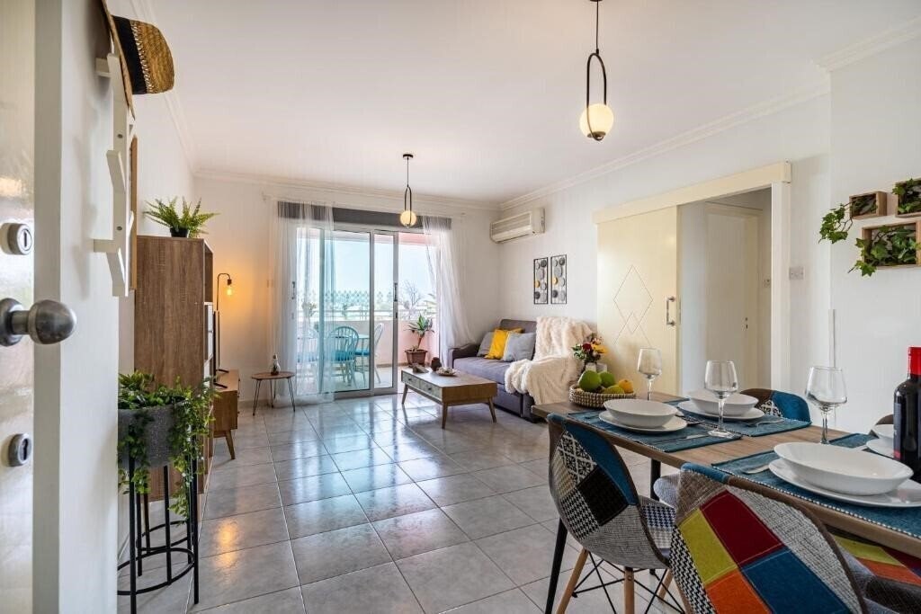 Изображение Sweet Retreat 2-BR Apartment In Mackenzie 2*