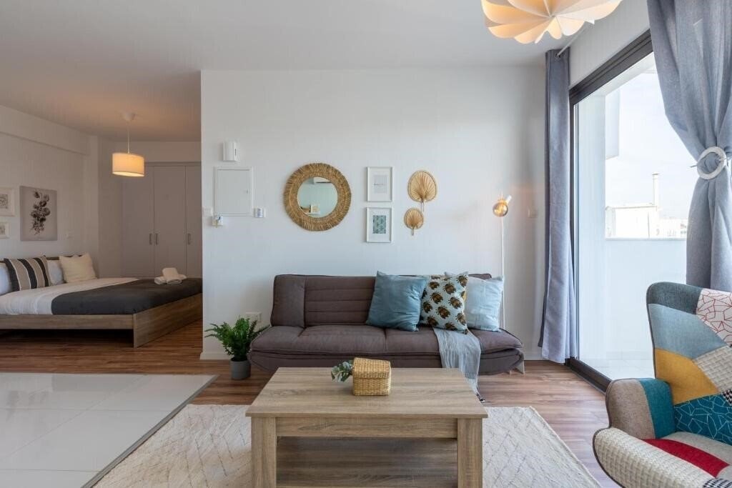 Фото Livia Studio Apartment In Larnaca 2*