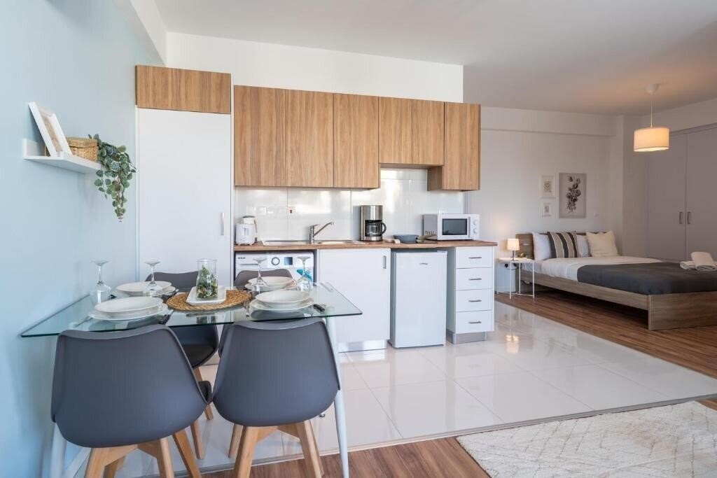 Изображение Livia Studio Apartment In Larnaca 2*