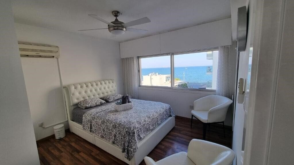 Готель Stylish Beach Apt W/ Sea View + Pool + 200mbit 2*
