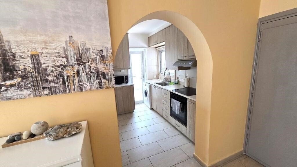 Фотография Spacious Lightflooded 2 BR Apt / Near Center & Harbour 2*