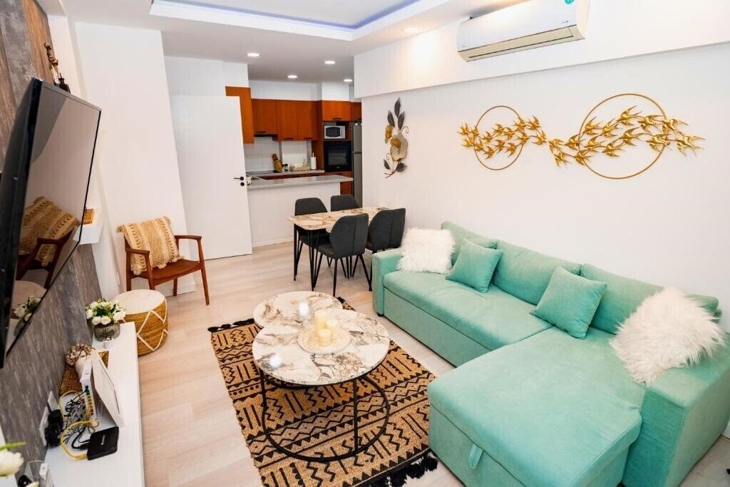 Фото Lazuli Sea View Beachfront Ap 21 2*