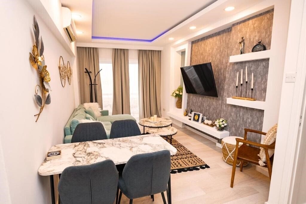 Зображення Lazuli Sea View Beachfront Ap 21 2*