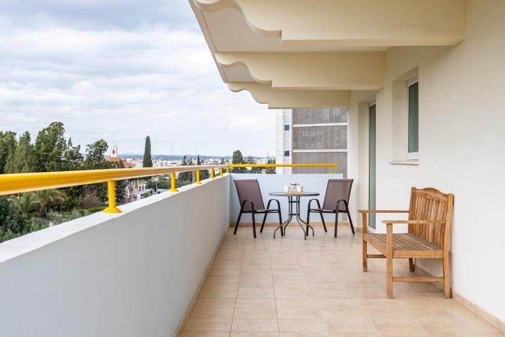 Зображення Melograno 3-BR Apt W/ Terrace in Larnaca 2*