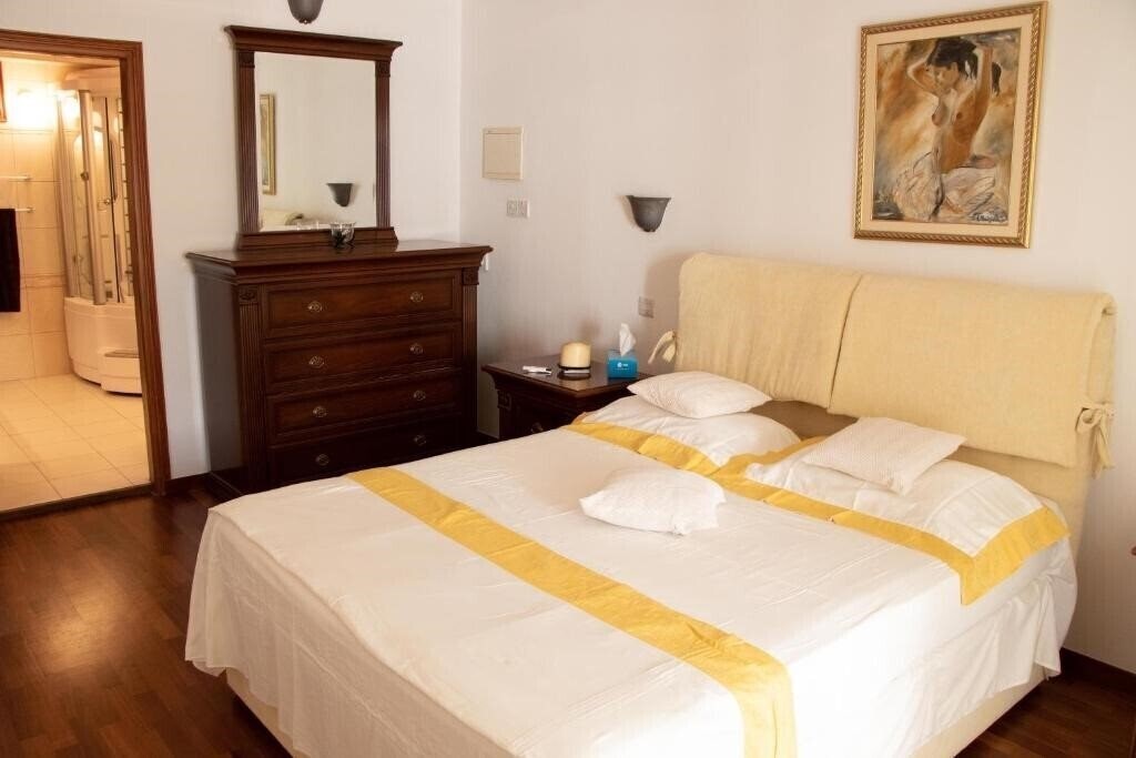 Картинка Luxury Apartment, Near Pinikoudes Beach 3*