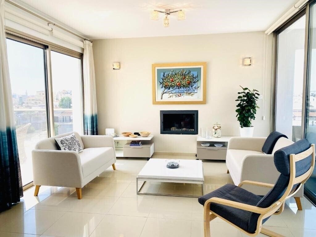 Изображение The Penthouse 401 2*