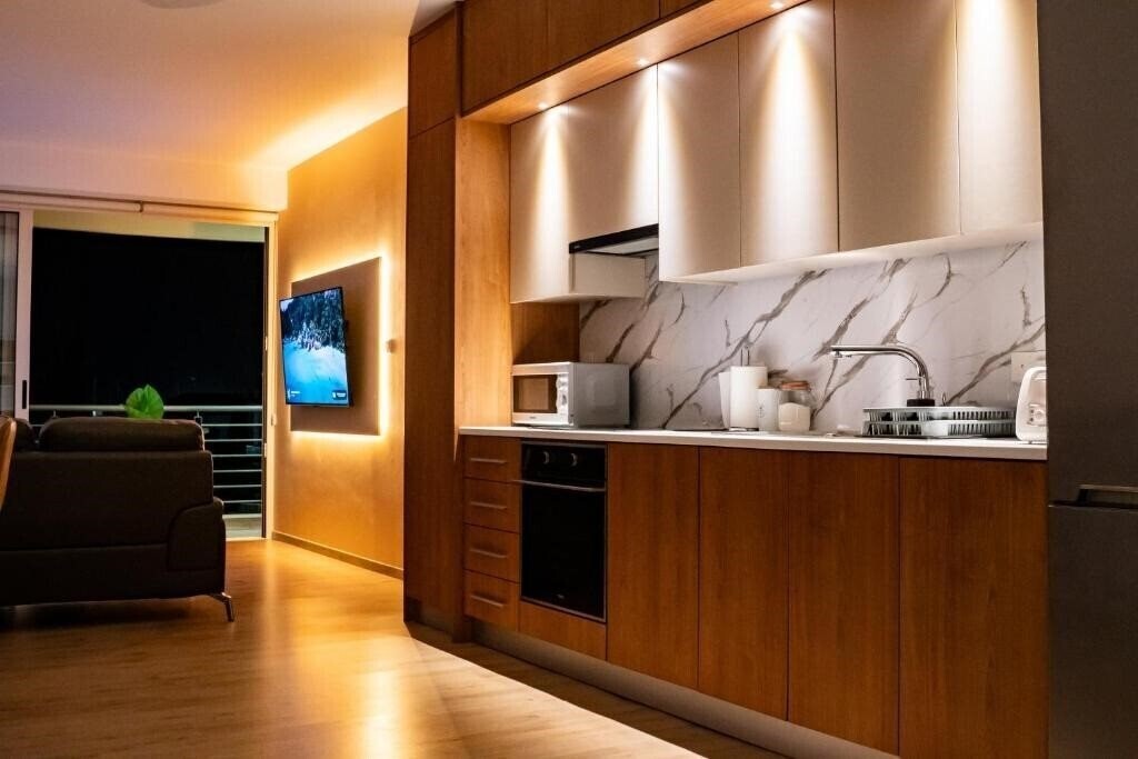 Картинка Earth Apartment 3*