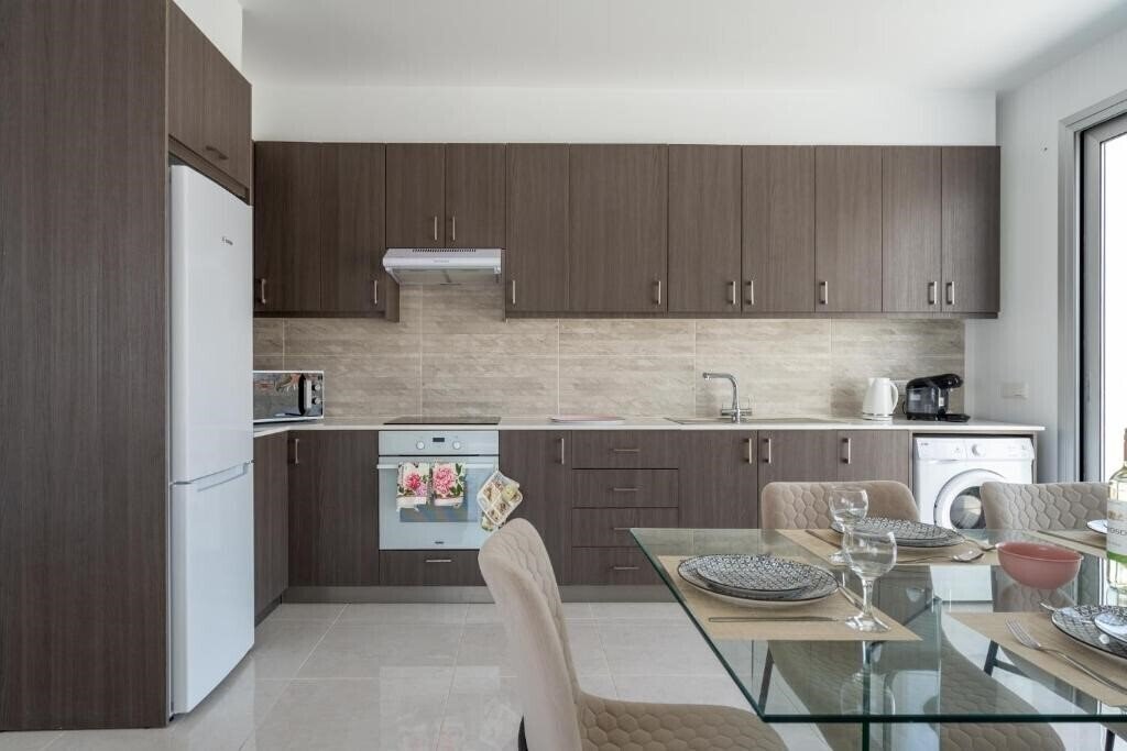 Изображение Harmonia 2-BR Apt In Livadia 3*