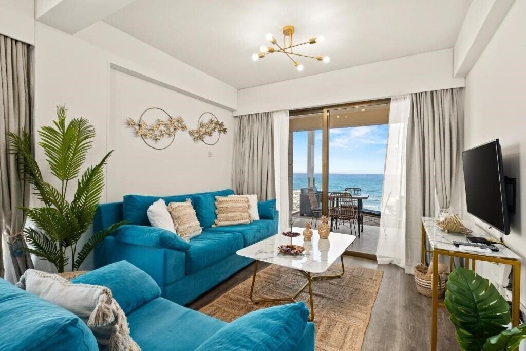 Картинка Lazuli Sea View Beachfront Ap 253 3*