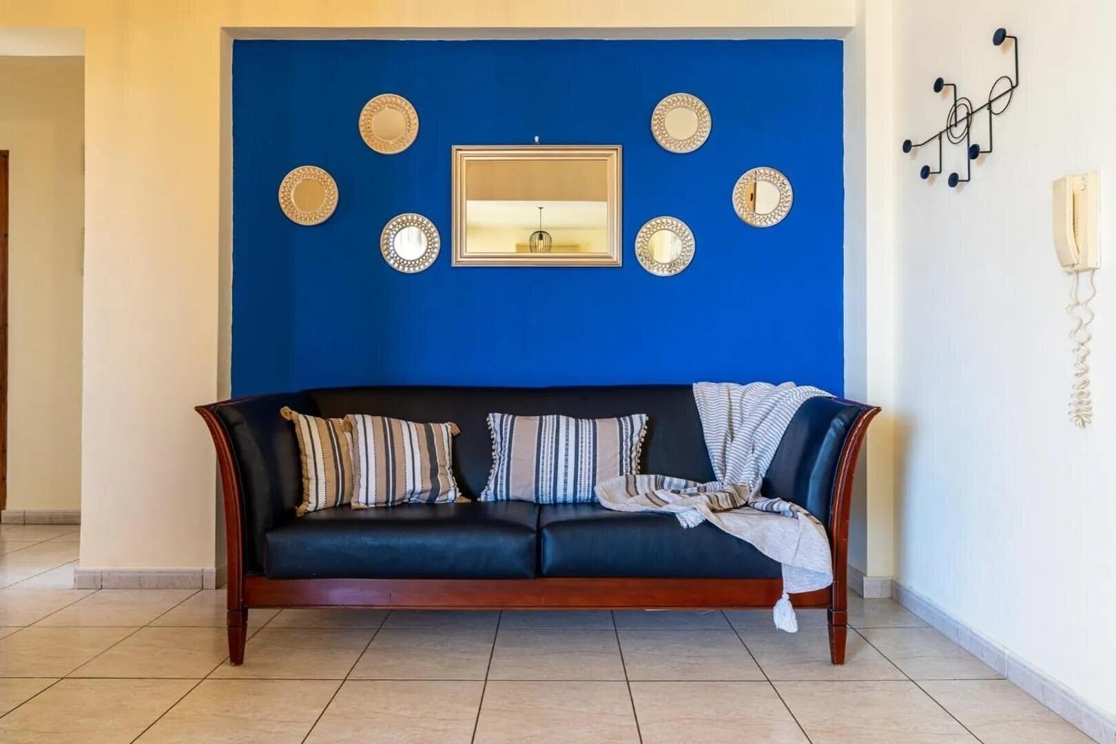 Картинка Blue Time 2-Bedroom Apartment In Larnaca 3*