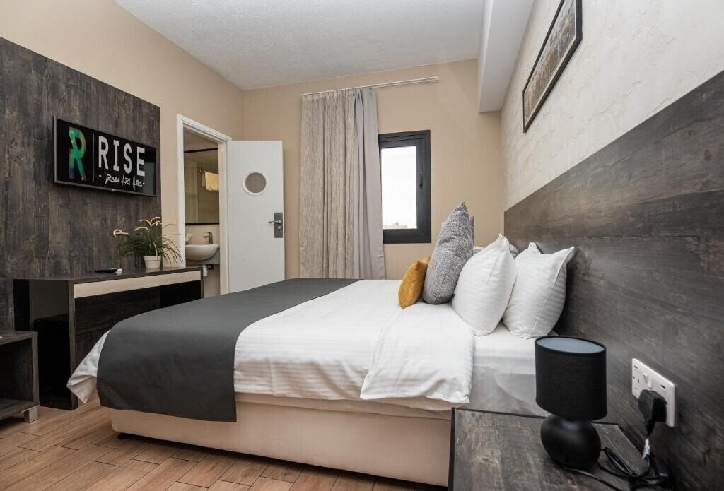 Фото Rise Urban Art Hotel 3*