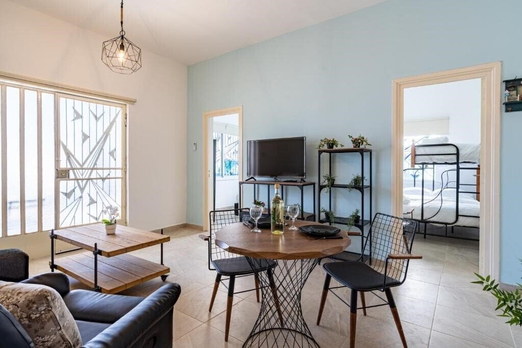 Картинка Nala - 2 BR Apartment In Larnaca апартаменты