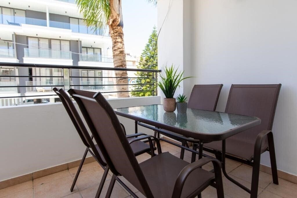 Изображение Apollo 2-BR Apt In Larnaca апартаменты