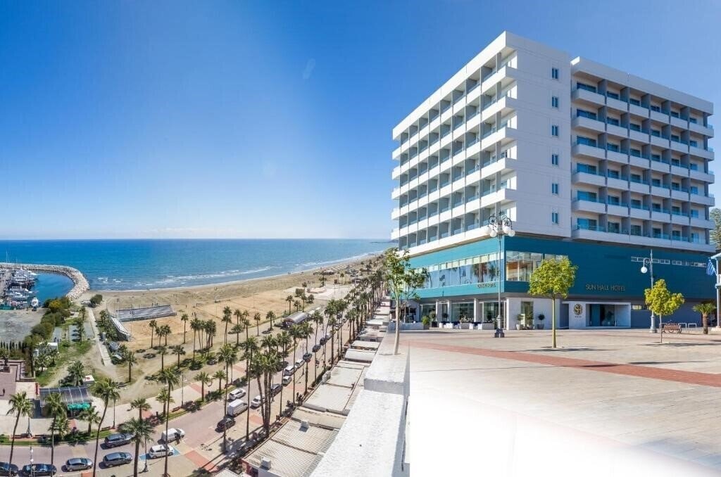 Отель Sun Hall Hotel 4*