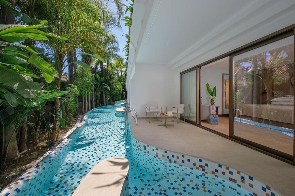 Фото Four Seasons Hotel 5*
