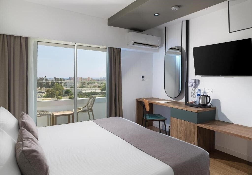 Фото Pefkos Hotel 3*